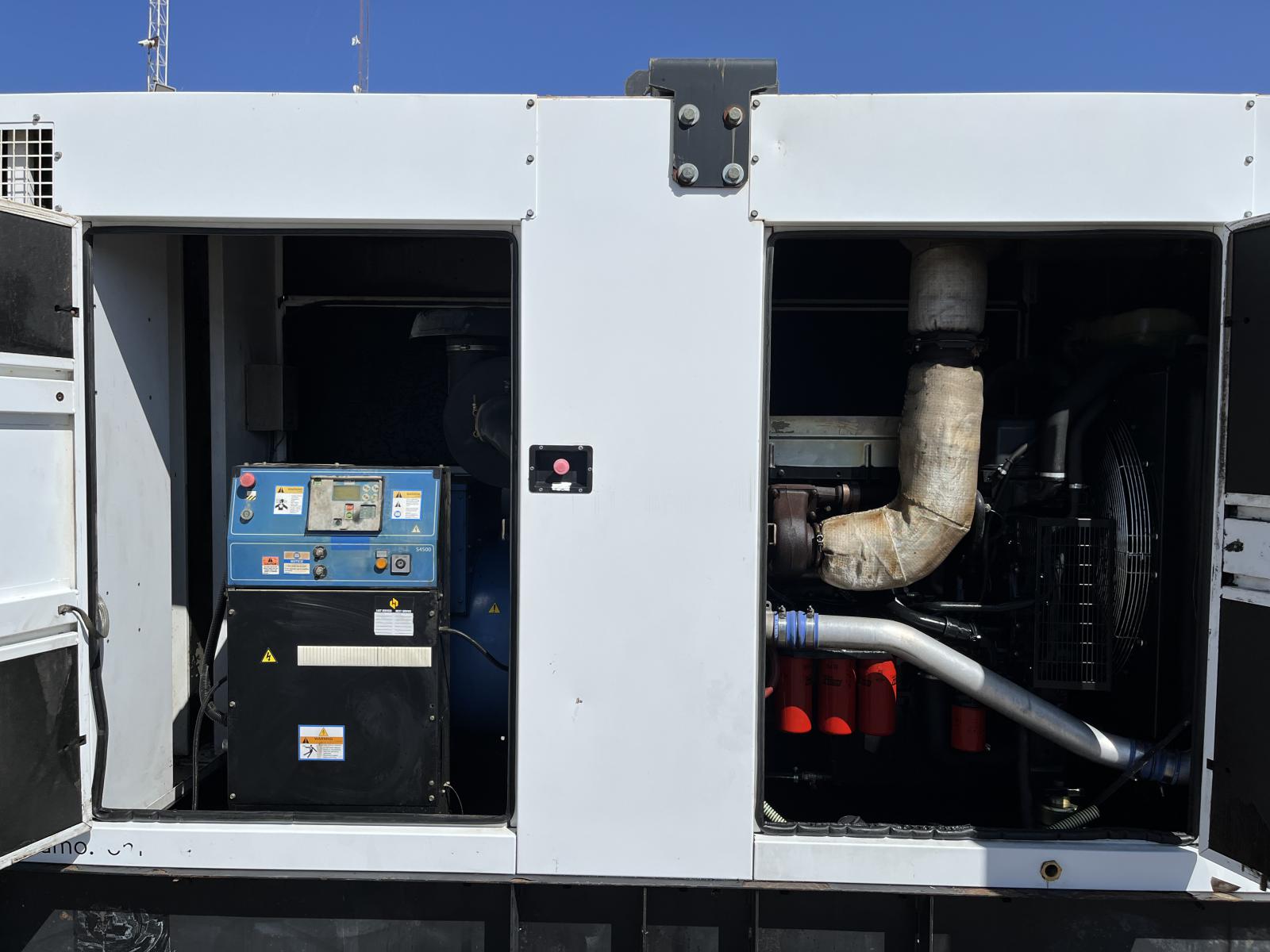 ./imagenes/INVOICE/2019/18067/SDMO R460IV (13).JPG